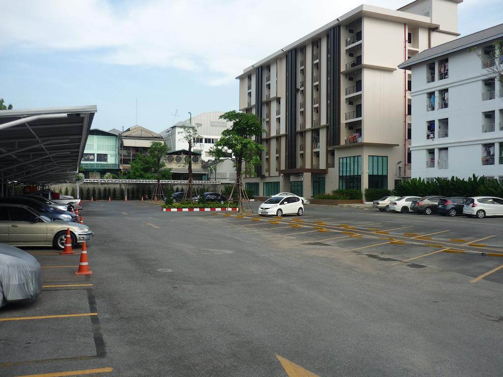 Hotel Ben Residencia Bangkok Exterior foto
